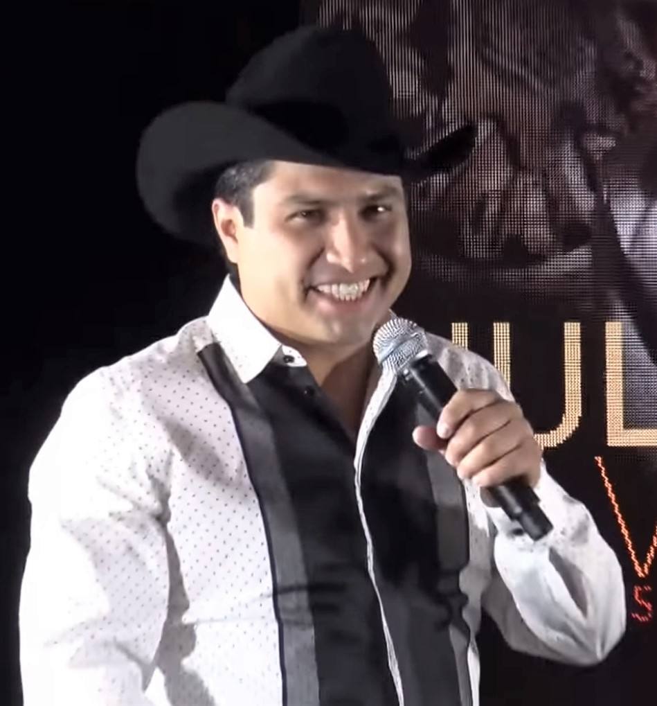 Julion Alvarez concert suites